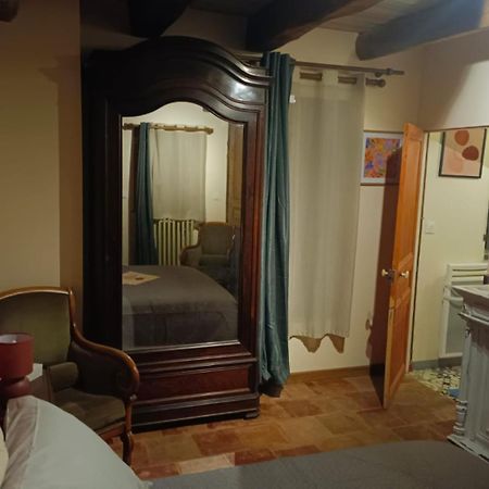 Bed and Breakfast La Lauze Et L'Anguille Гайак Экстерьер фото